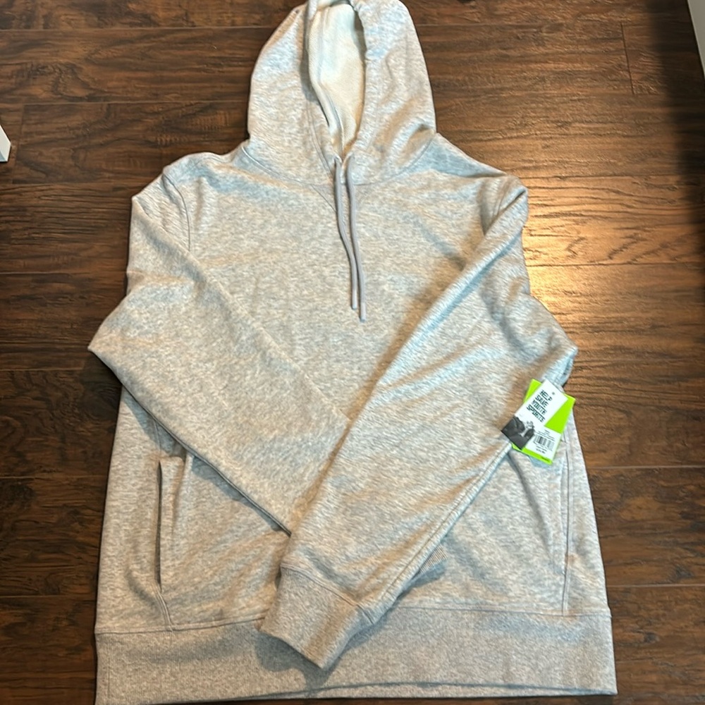 BRAND NEW WITH TAGS- Men’s Large DSG Gray Hoodie with pockets